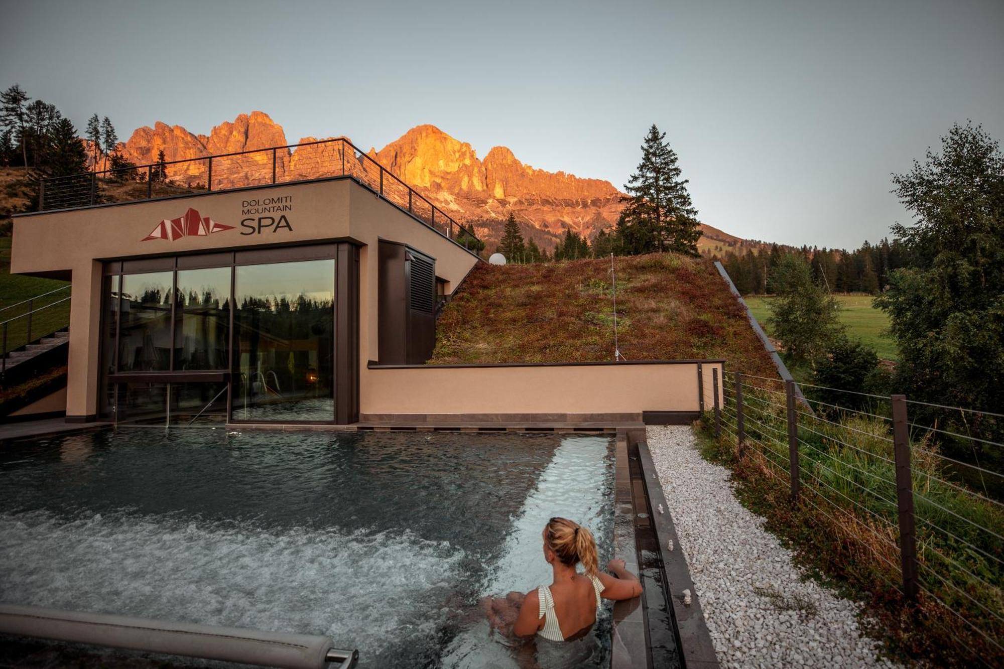 Moseralm Dolomiti Spa Resort Nova Levante Exterior foto